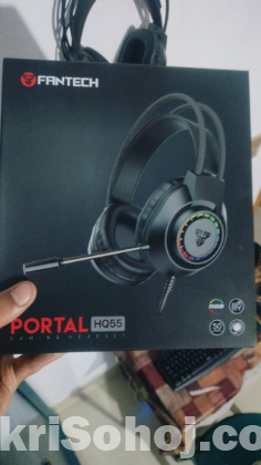 BRAND NEW PC / MOBILE HEADPHONE.